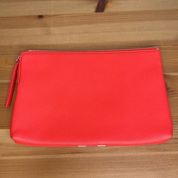 Stella & Dot Capri Pouch Elephant - Picture 2 of 8